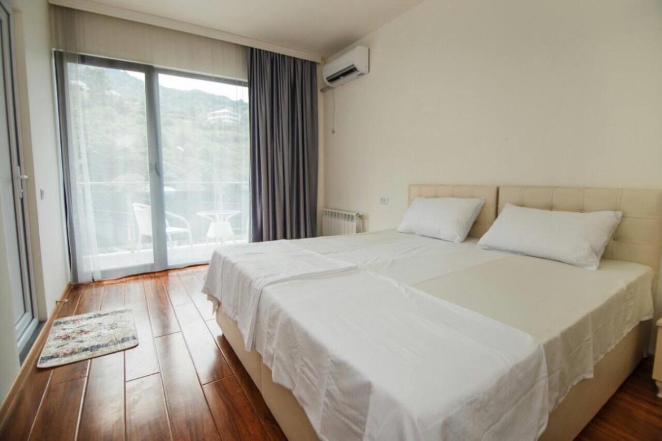 Hotel Ararat Gonio Exterior foto